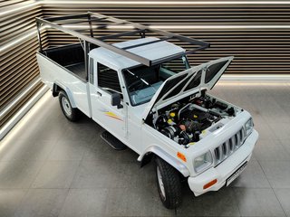 2022 Mahindra Bolero NEF P/U S/C - photo 9