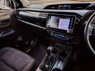 2021 Toyota Hilux 2.8 GD-6 RB LEGEND A/T P/U D/C - photo 10