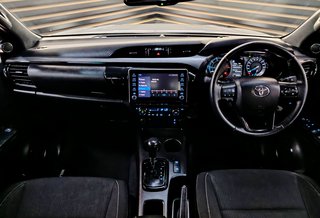 2021 Toyota Hilux 2.8 GD-6 RB LEGEND A/T P/U D/C - photo 12