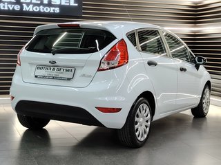 2016 Ford Fiesta 1.4 AMBIENTE 5 Dr - photo 6