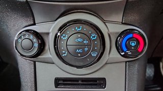 2016 Ford Fiesta 1.4 AMBIENTE 5 Dr - photo 8