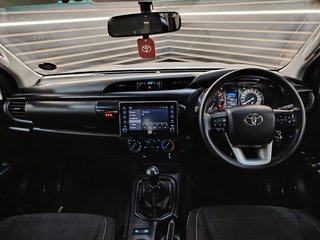 2023 Toyota Hilux 2.4 GD-6 RB RAIDER P/U D/C - photo 9