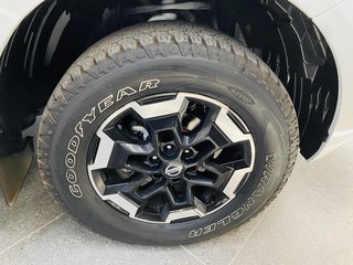 2022 Nissan Navara 2.5DDTI LE/LE PLUS A/T D/C P/U - photo 4