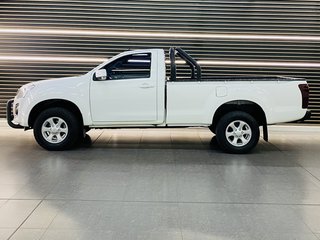 2021 Isuzu D-Max 250 HO LE S/C P/U - photo 6