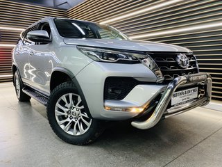 2021 Toyota Fortuner 2.8GD-6 R/B A/T - photo 5
