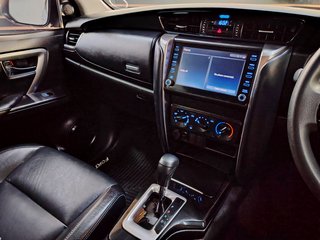 2023 Toyota Fortuner 2.4GD-6 R/B A/T - photo 1