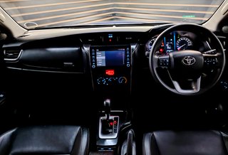 2023 Toyota Fortuner 2.4GD-6 R/B A/T - photo 14