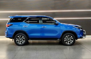 2023 Toyota Fortuner 2.4GD-6 R/B A/T - photo 18