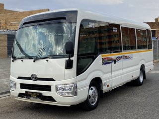 Toyota Quantam Used vehicle for sale