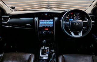 2018 Toyota Fortuner 2.4GD-6 R/B A/T - photo 11