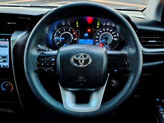 2018 Toyota Fortuner 2.4GD-6 R/B A/T - photo 12
