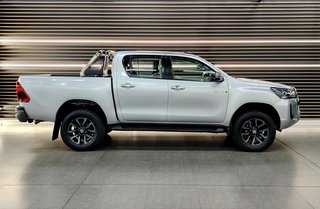 2021 Toyota Hilux 2.8 GD-6 RB RAIDER A/T P/U D/C - photo 15