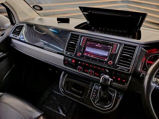 2016 Volkswagen Caravelle 2.0 BiTDi COMFORTLINE DSG - photo 1