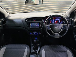 2019 Hyundai i20 1.2 FLUID - photo 5