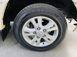 2004 Toyota Land Cruiser 100 V8 A/T - photo 6