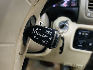 2004 Toyota Land Cruiser 100 V8 A/T - photo 12