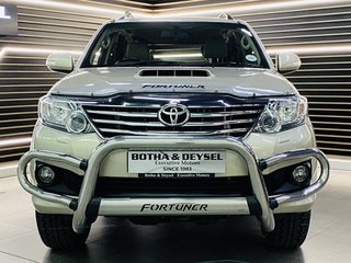2012 Toyota Fortuner 3.0D-4D R/B - photo 2