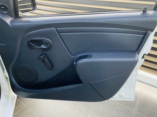 2020 Nissan NP200 1.6 A/C SAFETY PACK P/U S/C - photo 10