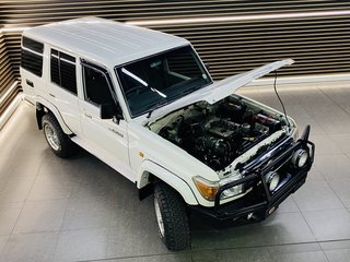2008 Toyota Land Cruiser 76 4.2D S/W - photo 4