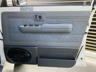 2008 Toyota Land Cruiser 76 4.2D S/W - photo 3