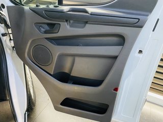 2021 Ford Tourneo CUSTOM 2.2TDCi TREND LWB (92KW) - photo 2