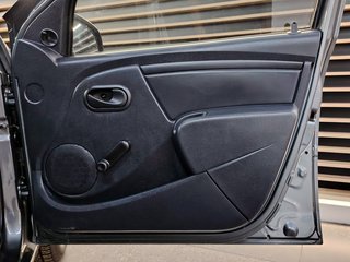 2023 Nissan NP200 1.6 A/C SAFETY PACK P/U S/C - photo 7