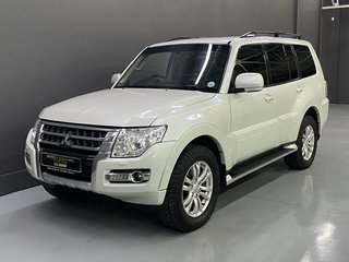 Mitsubishi Pajero Used vehicle for sale