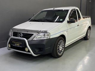 2019 Nissan NP200 1.6 A/C SAFETY PACK P/U S/C - photo 1
