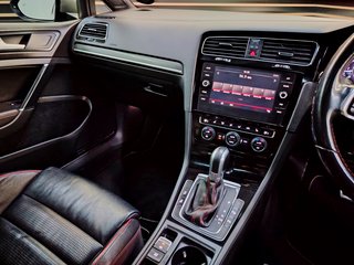 2018 Volkswagen Golf GOLF VII GTi 2.0 TSI DSG - photo 10