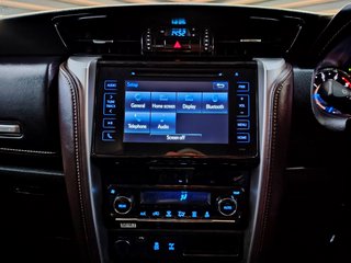 2017 Toyota Fortuner 2.8GD-6 R/B A/T - photo 4