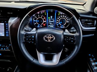 2017 Toyota Fortuner 2.8GD-6 R/B A/T - photo 12
