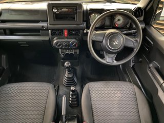 2018 Suzuki Jimny 1.5 GA - photo 5