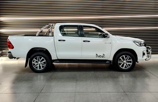 2018 Toyota Hilux 2.8 GD-6 RB RAIDER A/T P/U D/C - photo 12