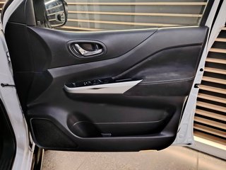 2019 Nissan Navara 2.3D SE A/T P/U D/C - photo 7