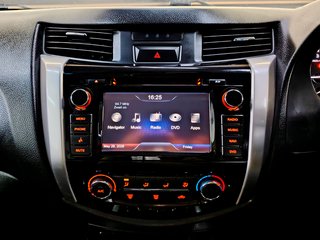 2019 Nissan Navara 2.3D SE A/T P/U D/C - photo 3