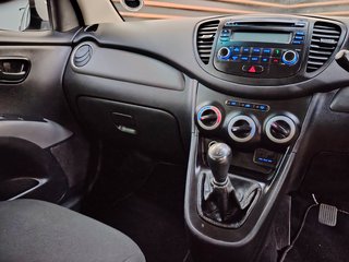 2015 Hyundai i10 1.1 GLS/MOTION - photo 10