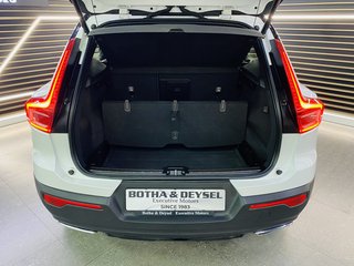 2020 Volvo XC 40 D4 MOMENTUM AWD GEARTRONIC - photo 9
