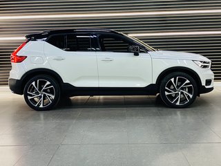2020 Volvo XC 40 D4 MOMENTUM AWD GEARTRONIC - photo 3