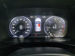 2020 Volvo XC 40 D4 MOMENTUM AWD GEARTRONIC - photo 26