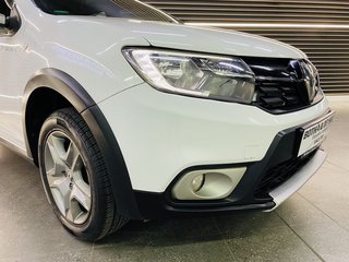 2018 Renault Sandero 900T STEPWAY EXPRESSION - photo 2