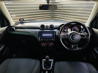 2020 Suzuki Swift 1.2 GLX - photo 5