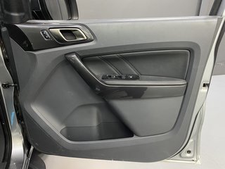 2016 Ford Everest 3.2 TDCi LTD 4X4 A/T - photo 9