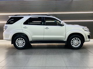 2012 Toyota Fortuner 3.0D-4D 4X4 A/T - photo 1