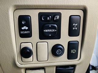 2012 Toyota Fortuner 3.0D-4D 4X4 A/T - photo 14