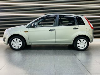 2013 Ford Figo 1.4 AMBIENTE - photo 6