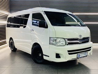 2012 Toyota Quantum 2.5 D-4D 10 SEAT - photo 3
