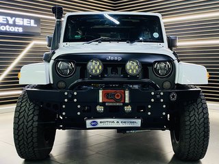 2012 Jeep Wrangler 2.8 CRD UNLTD SAHARA A/T - photo 2