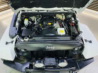2012 Jeep Wrangler 2.8 CRD UNLTD SAHARA A/T - photo 5