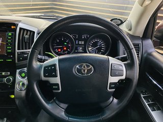 2013 Toyota Land Cruiser LANDCRUISER 200 V8 4.5D VX A/T - photo 18