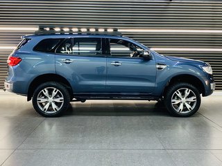 2016 Ford Everest 3.2 TDCi LTD 4X4 A/T - photo 2